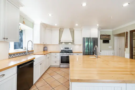 4346 Capilano Road, North Vancouver For Sale - image 5