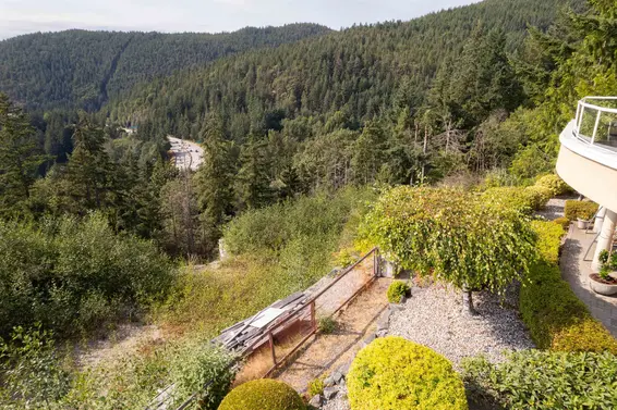4783 Westwood Place, West Vancouver For Sale - image 14
