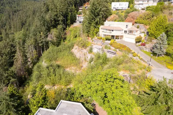 4783 Westwood Place, West Vancouver For Sale - image 8
