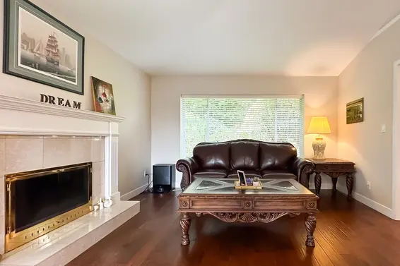 1386 Mathers Avenue, West Vancouver For Sale - image 3