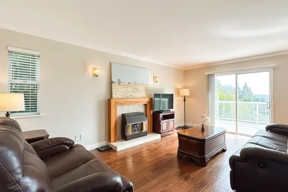 1386 Mathers Avenue, West Vancouver For Sale - image 7