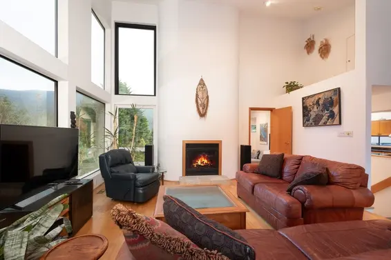1605 Lockehaven Road, North Vancouver For Sale - image 10