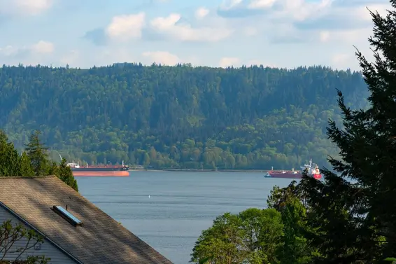 1605 Lockehaven Road, North Vancouver For Sale - image 2