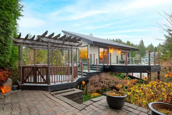 1605 Lockehaven Road, North Vancouver For Sale - image 34