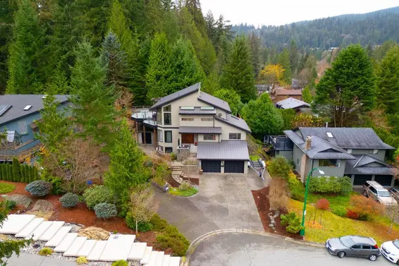 1605 Lockehaven Road, North Vancouver For Sale - image 37