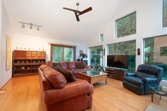1605 Lockehaven Road, North Vancouver For Sale - image 9