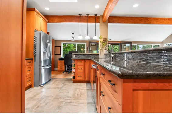 2591 Caledonia Avenue, North Vancouver For Sale - image 13