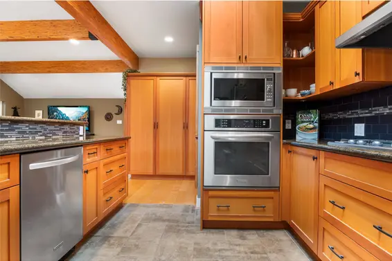 2591 Caledonia Avenue, North Vancouver For Sale - image 15
