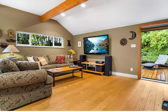 2591 Caledonia Avenue, North Vancouver For Sale - image 18