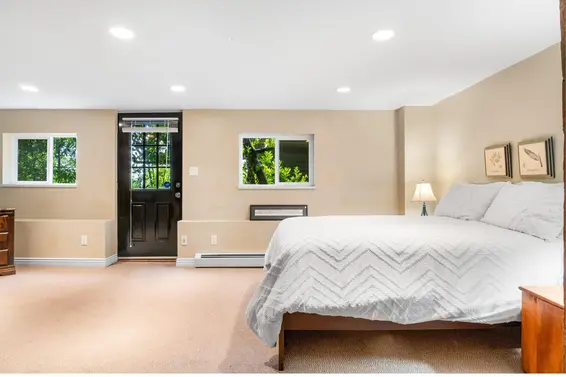 2591 Caledonia Avenue, North Vancouver For Sale - image 6
