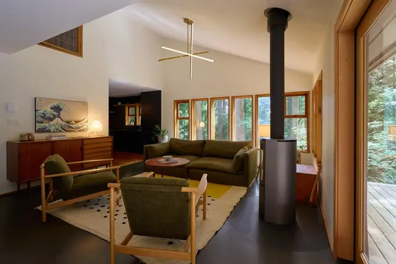 4759 Mountain Highway, North Vancouver For Sale - image 12