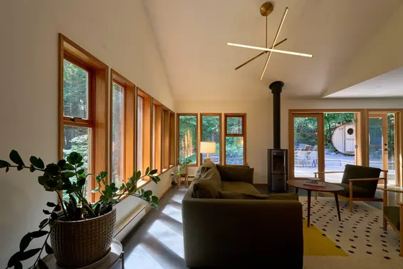 4759 Mountain Highway, North Vancouver For Sale - image 13
