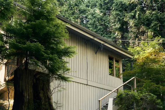 4759 Mountain Highway, North Vancouver For Sale - image 2
