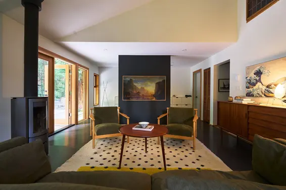 4759 Mountain Highway, North Vancouver For Sale - image 3