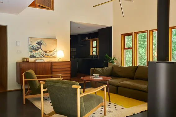 4759 Mountain Highway, North Vancouver For Sale - image 7
