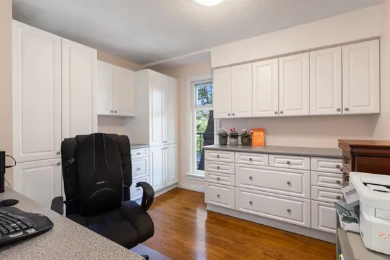 980 Montroyal Boulevard, North Vancouver For Sale - image 13