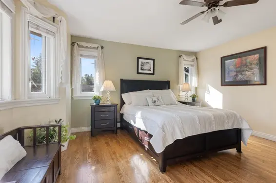 980 Montroyal Boulevard, North Vancouver For Sale - image 15