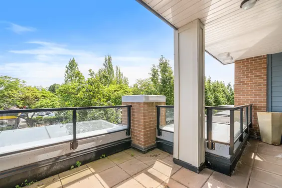 215 1330 Marine Drive, North Vancouver For Sale - image 21