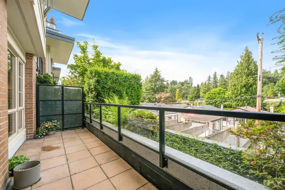 215 1330 Marine Drive, North Vancouver For Sale - image 5