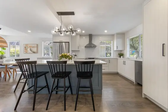 5 249 East 4th Street, North Vancouver For Sale - image 3