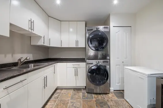 5 249 East 4th Street, North Vancouver For Sale - image 31