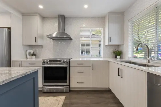 5 249 East 4th Street, North Vancouver For Sale - image 5