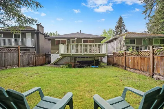 1560 Burrill Avenue, North Vancouver For Sale - image 2