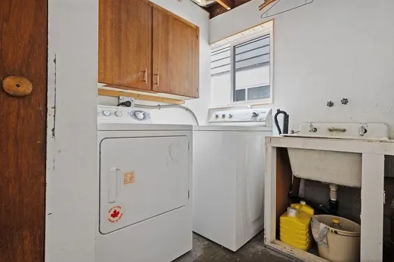 1560 Burrill Avenue, North Vancouver For Sale - image 24
