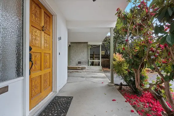 1560 Burrill Avenue, North Vancouver For Sale - image 25