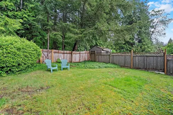 1560 Burrill Avenue, North Vancouver For Sale - image 3