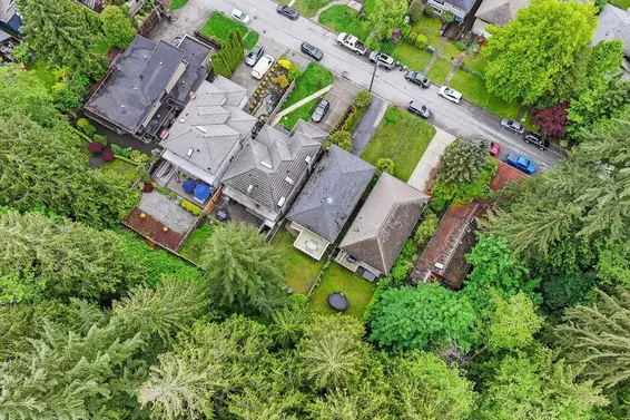 1560 Burrill Avenue, North Vancouver For Sale - image 33