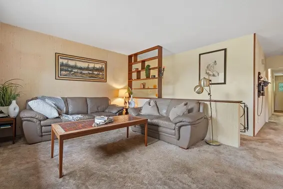 1560 Burrill Avenue, North Vancouver For Sale - image 6