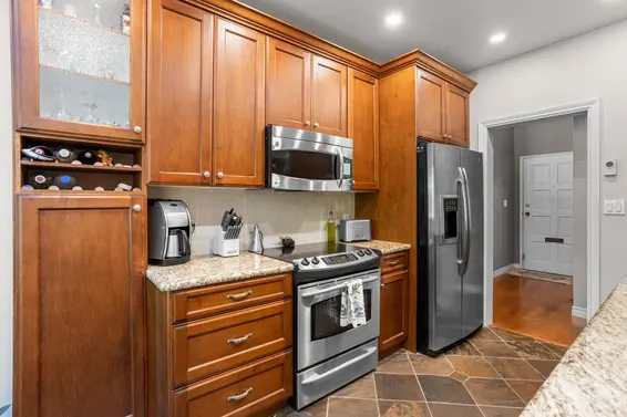 1747 Rufus Drive, North Vancouver For Sale - image 13