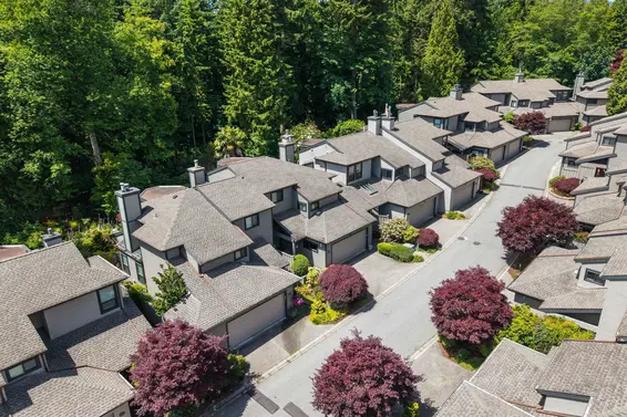 1747 Rufus Drive, North Vancouver For Sale - image 3