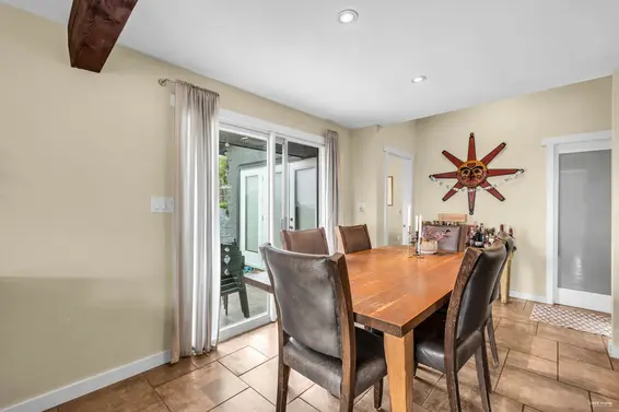 562 Alpine Court, North Vancouver For Sale - image 13