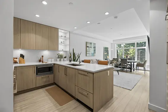 113 747 East 3rd Street, North Vancouver For Sale - image 2