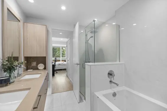 113 747 East 3rd Street, North Vancouver For Sale - image 25