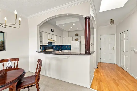 403 121 West 29th Street, North Vancouver For Sale - image 15