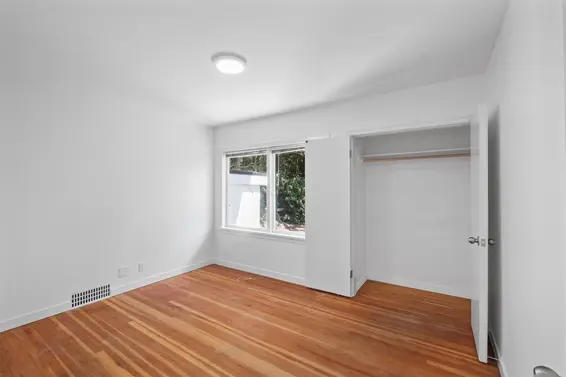 3894 Sunnycrest Drive, North Vancouver For Sale - image 15