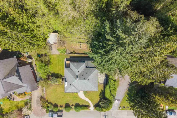 3894 Sunnycrest Drive, North Vancouver For Sale - image 27