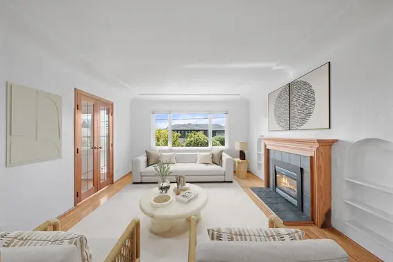 3894 Sunnycrest Drive, North Vancouver For Sale - image 4