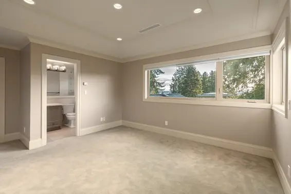 2566 Marine Drive, West Vancouver For Sale - image 28