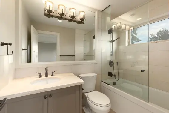 2566 Marine Drive, West Vancouver For Sale - image 29