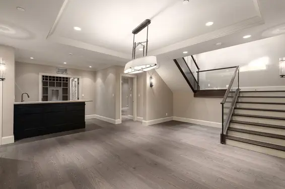 2566 Marine Drive, West Vancouver For Sale - image 33