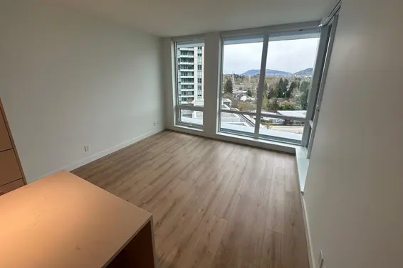 1005 1500 Fern Street, North Vancouver