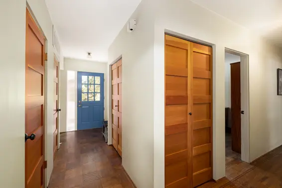 3025 Princess Avenue, North Vancouver For Sale - image 4