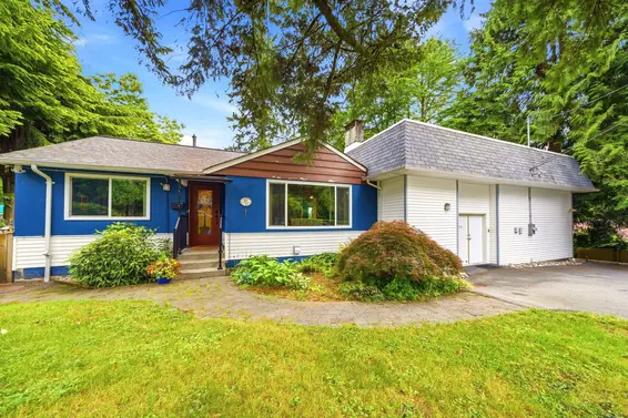 1611 Lynn Valley Road, North Vancouver