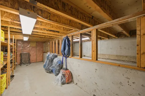 1611 Lynn Valley Road, North Vancouver For Sale - image 27