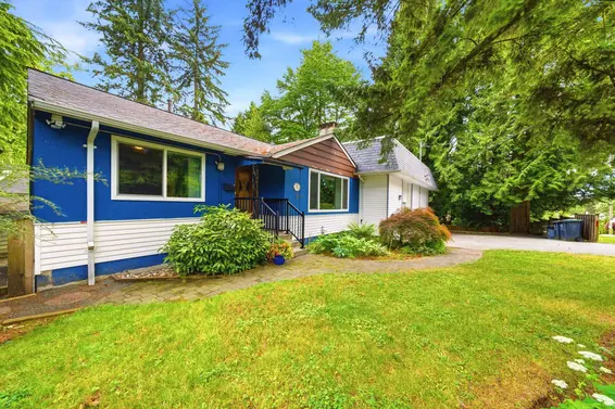 1611 Lynn Valley Road, North Vancouver For Sale - image 4