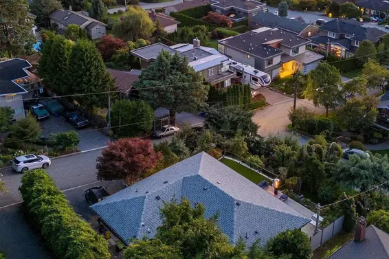 3812 Dalkeith Drive, North Vancouver For Sale - image 27